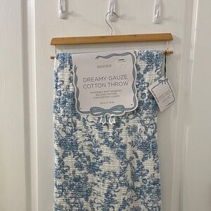 NEW Envogue Dreamy Gauze Cotton Throw